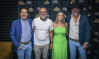 62 ANOS DE ARAPUTANGA | Brenno Reis e Marco Viola